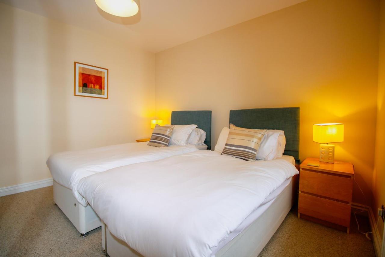 Turnberry Apartments Kültér fotó