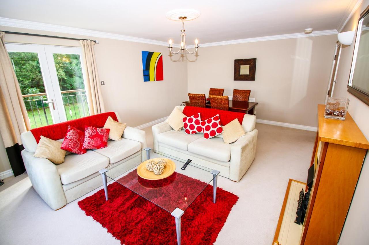 Turnberry Apartments Kültér fotó