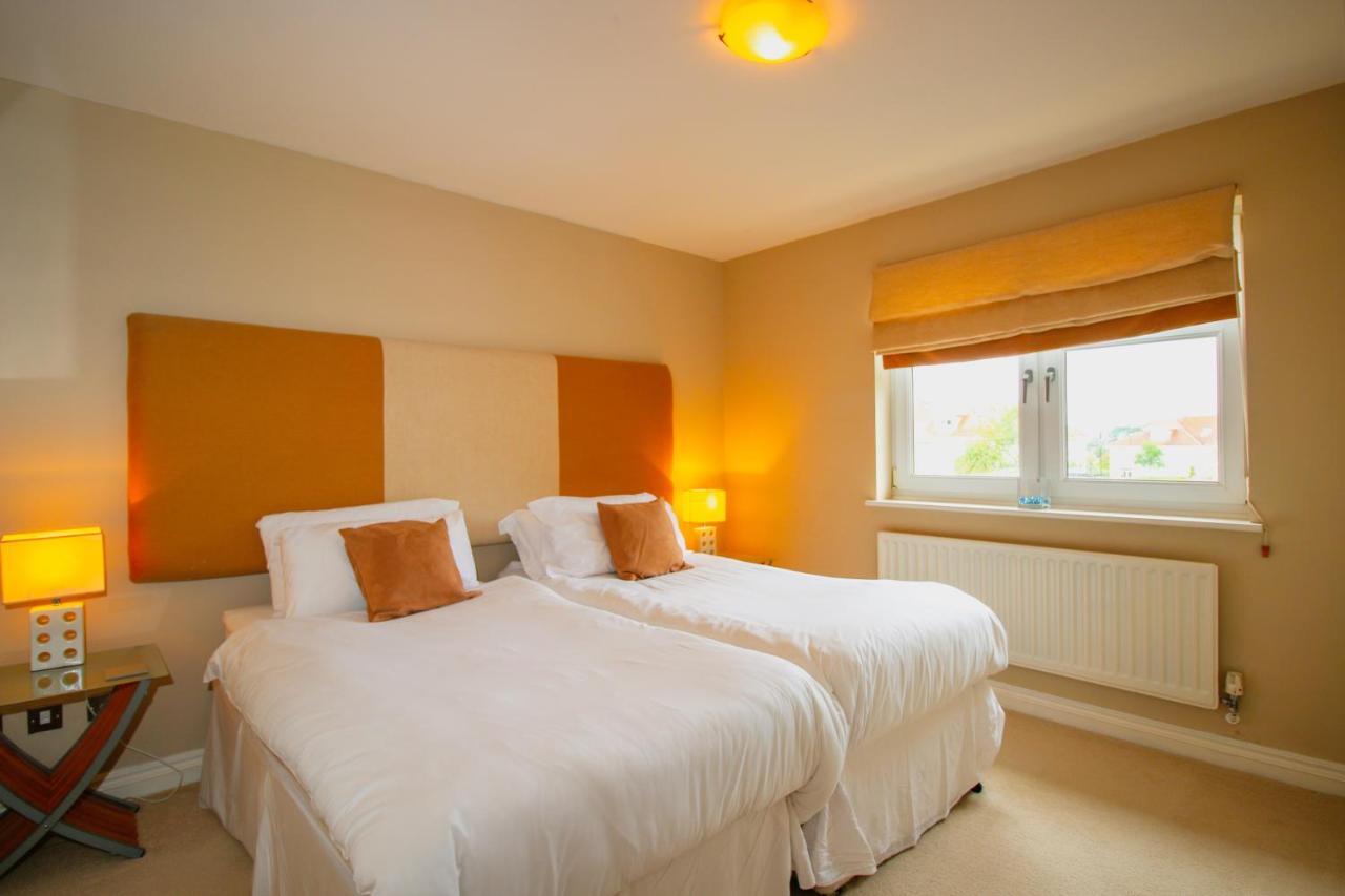 Turnberry Apartments Kültér fotó