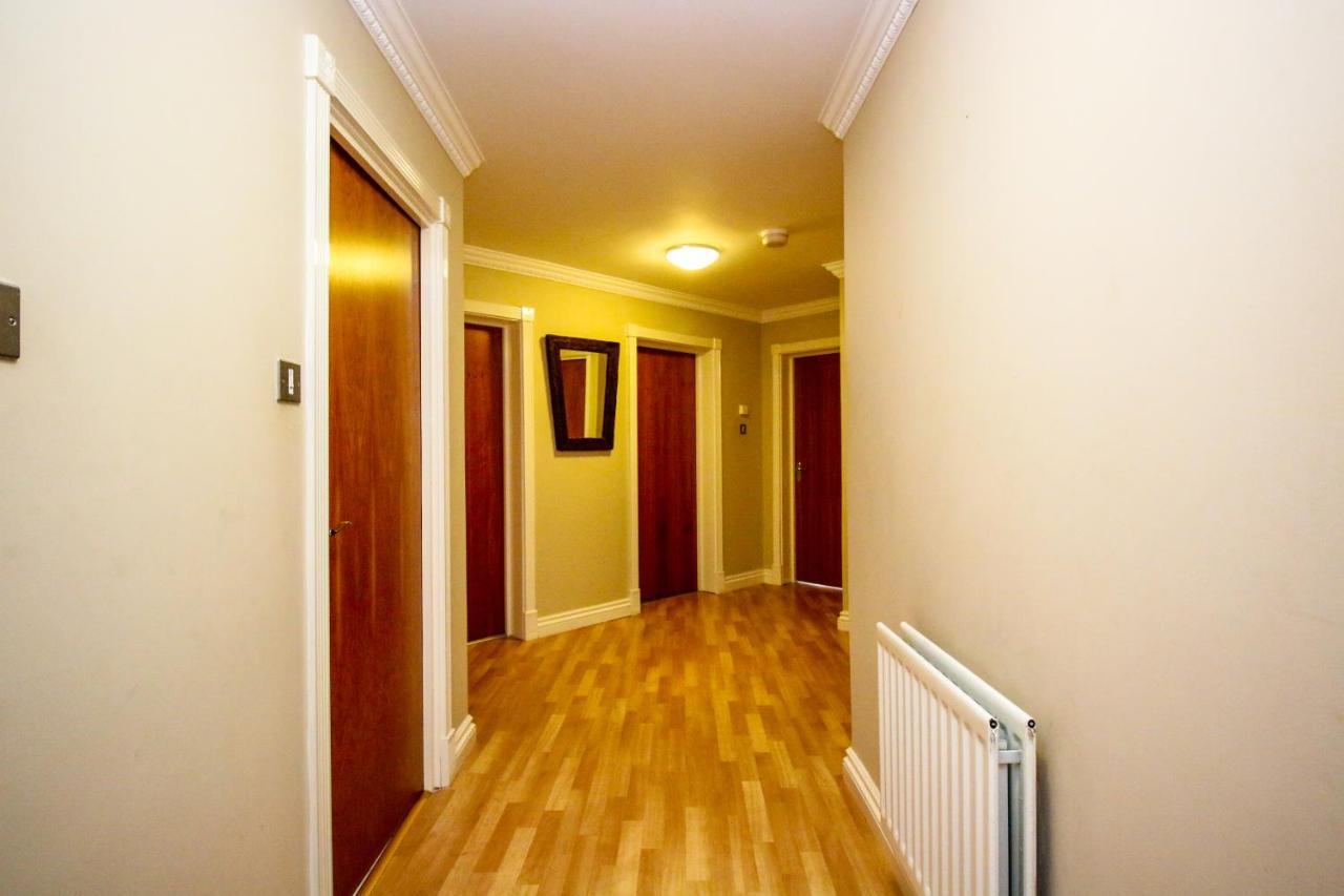 Turnberry Apartments Kültér fotó
